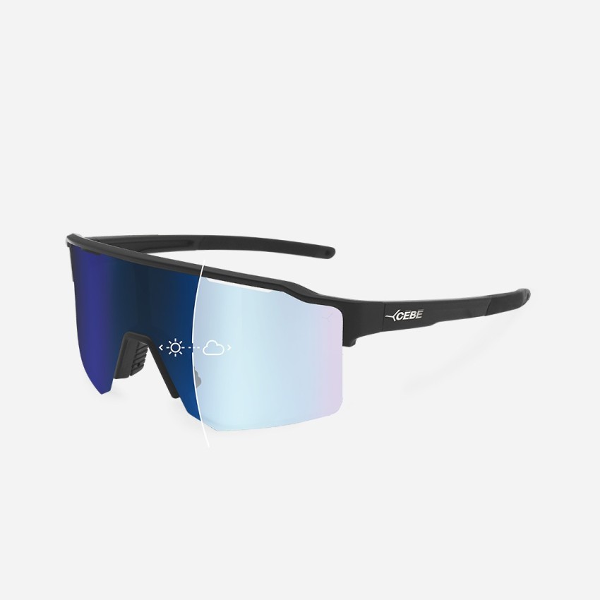 Lunettes de sport Cébé OUTFLOW LITE S Photochromique — vue de 3/4, taille small semi-rimless, couleurs noir, écran bleu